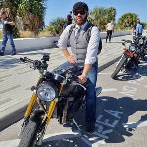 Meet your Posher, Mark